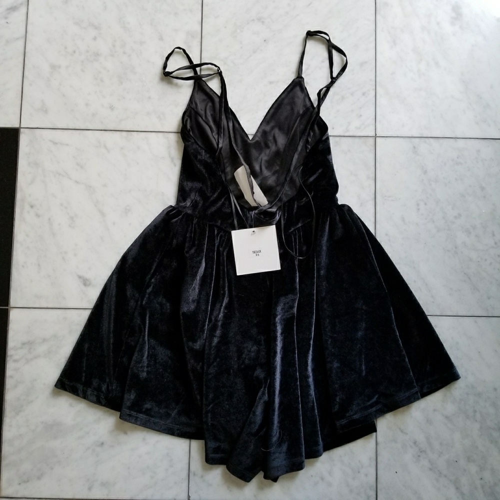 NWT LF Black Velvet Romper - Picture 4 of 8